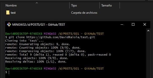 Con el comando de Git "git clone" puedes clonar un repositorio a través de su URL de GitHub.