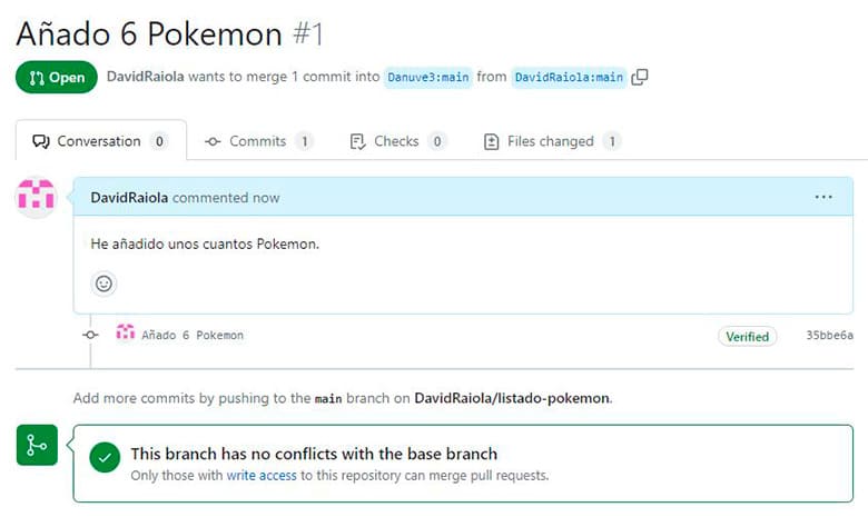 Tu "pull request" necesita ser revisada y aprobada por el propietario del repo original.